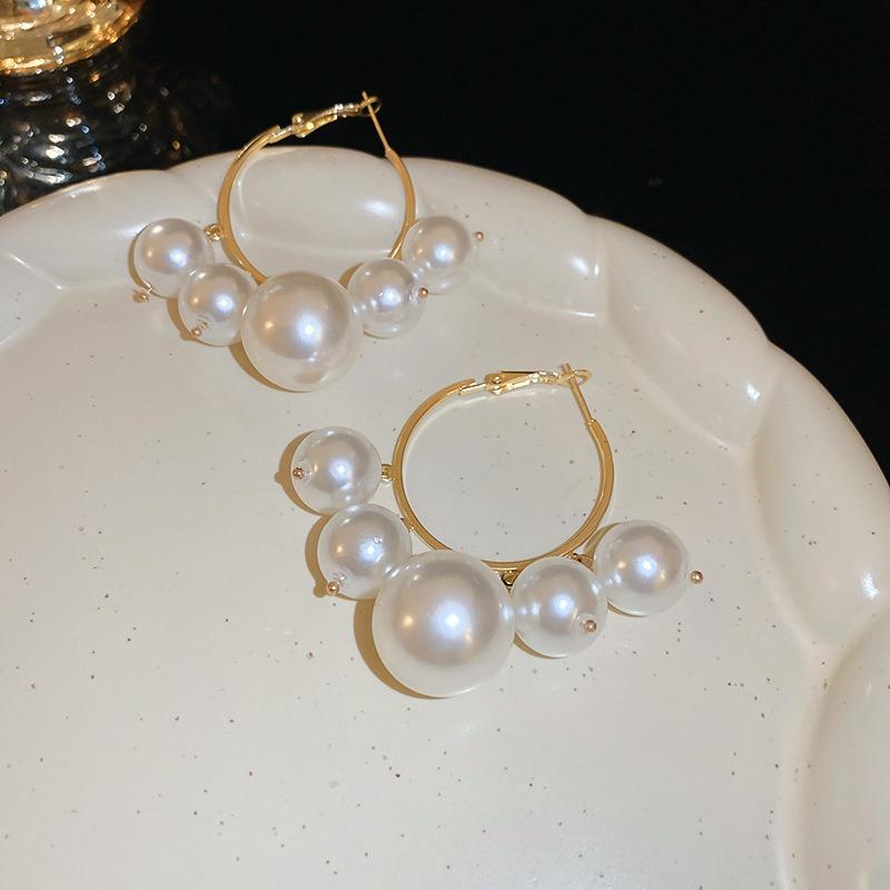 Серьги-цветы из пресноводного жемчуга с посеребренными и позолоченными иглами из настоящего золота, высококлассные серьги, французские серьги в стиле легкой роскоши, элегантные серьги для женщин