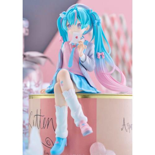 Miku Vocaloid Noodle Stopper Figure Love Blazer