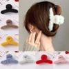 Fashion Winter Plush Hair Claw Clips Faux Furry Korean Claw Clip Elegant Acrylic Barrette Women Hair Clips Headwear