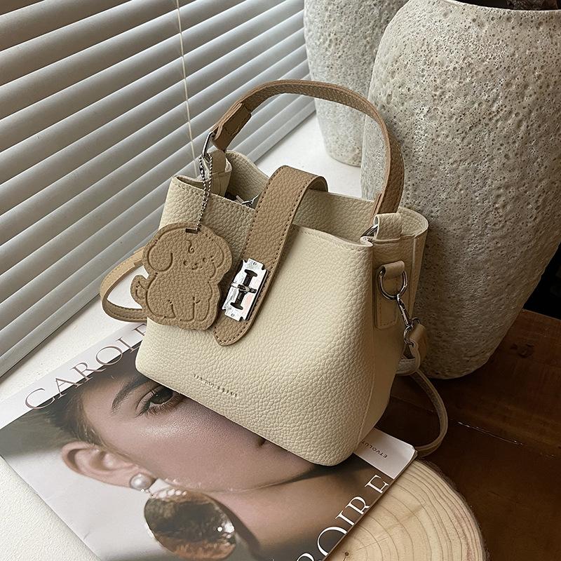 Модная и популярная маленькая сумка женская новая высококлассная универсальная сумка-мессенджер портативная сумка на плечо