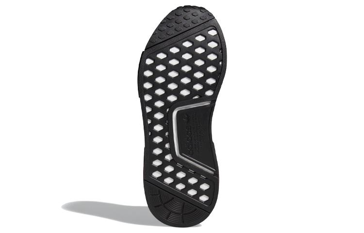 adidas Женские кроссовки NMD_R1 'Black Power Berry' Женские FZ4543