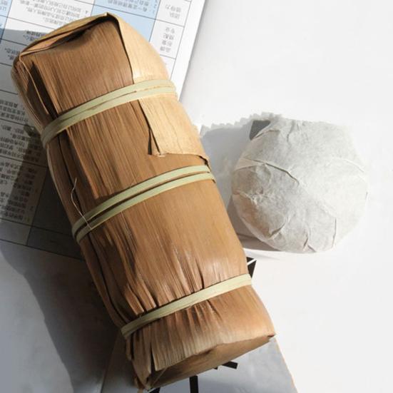 100 г Юньнаньский чай пуэр, хороший вкус, ароматный, выдержанный, ферментированный, естественное, легкое послевкусие, китайский травяной чай 2012 года