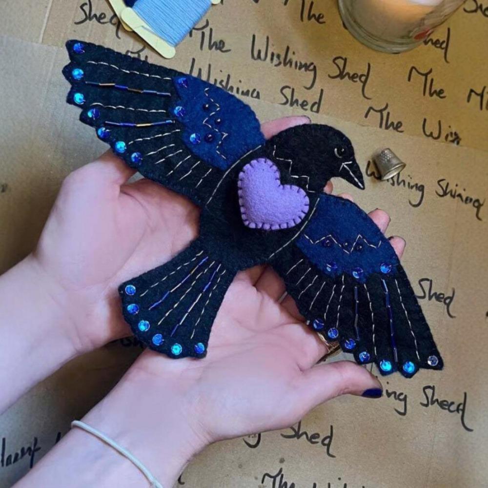 Handmade Bird Shape Sewing Kit Storage Pad Compact Felt Bird Sewing Collection Ornament Women