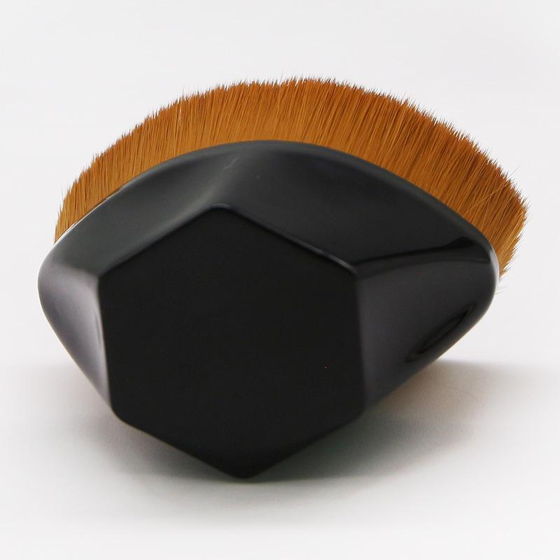 Magic Foundation Brush with Lid Petal Rhombus Makeup Brush Liquid Foundation Bb Cream Does Not Eat Powder Convenient Beauty Brush