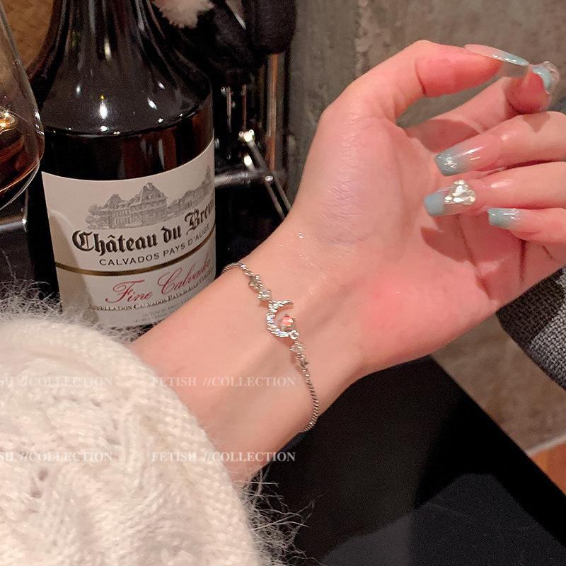 Korean High-End Adjustable Pearl Moon and Star Bracelet for Women