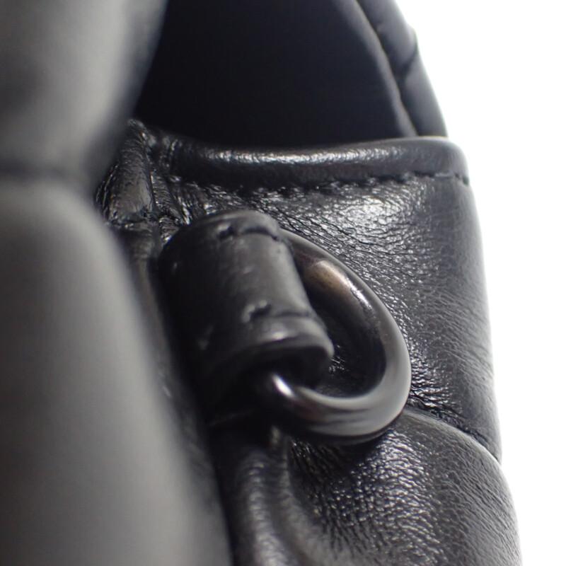 Saint Laurent 630951_DV708_1000 Сумка на плечо черная телячья кожа женская