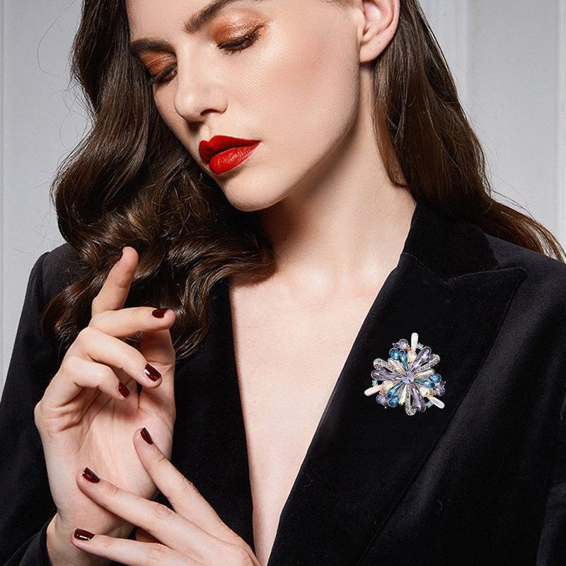 Кристалл Алмаз Кристалл Цветок Булавка Медная Брошь Брошь Аксессуары Премиум Нишевые Аксессуары