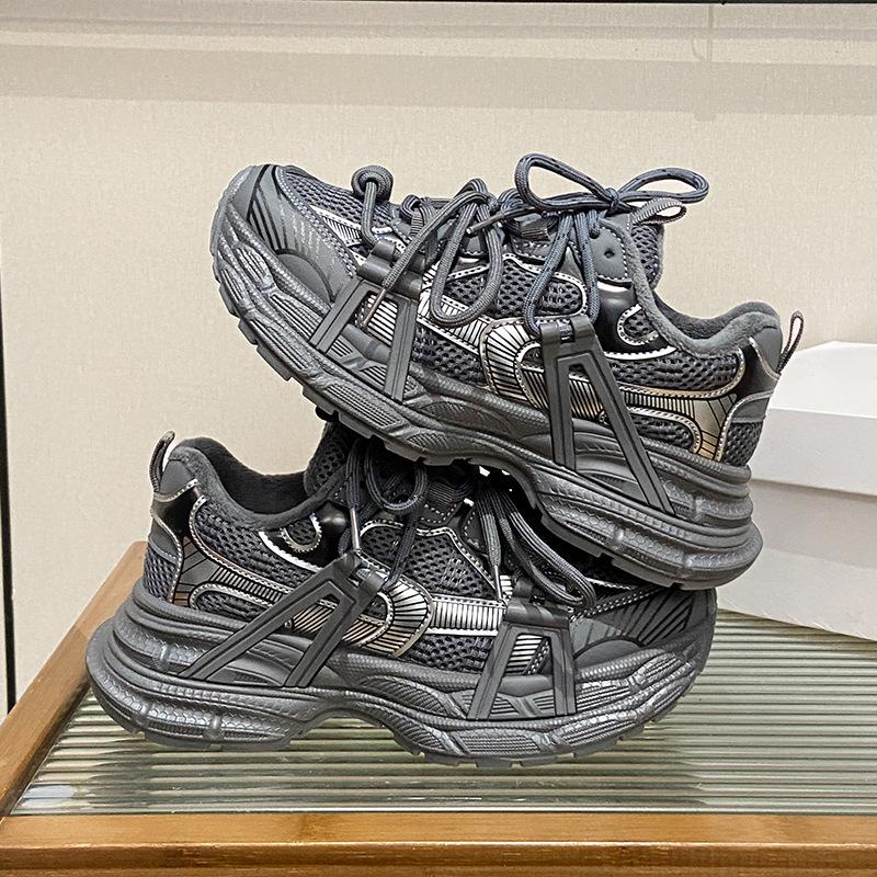 Женские зимние кроссовки на толстой платформе, теплые прогулочные туфли с подкладкой из искусственного меха, удобные кроссовки для тренировок и бега на шнуровке с флисовой подкладкой для женщин