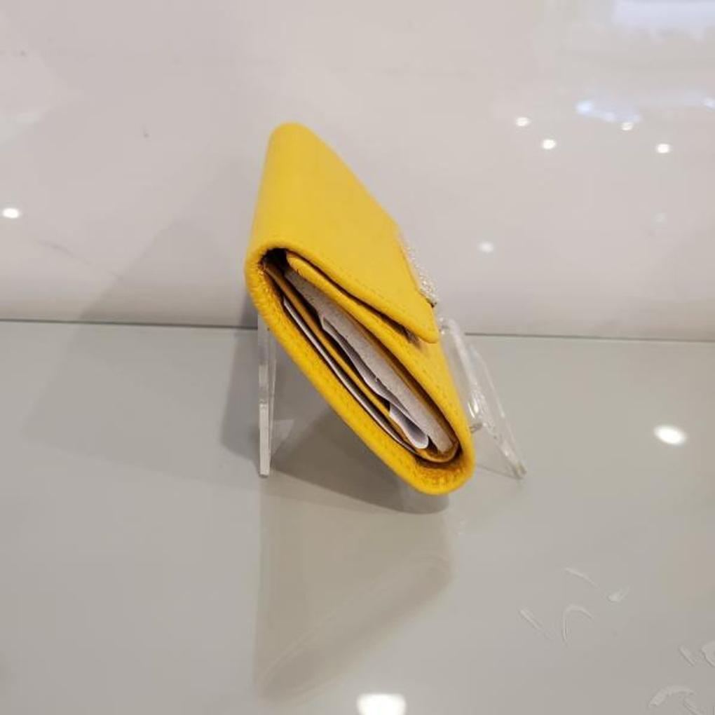 moncross YEAW9165 Cute and feminine cowhide cubic point women's half-wallet