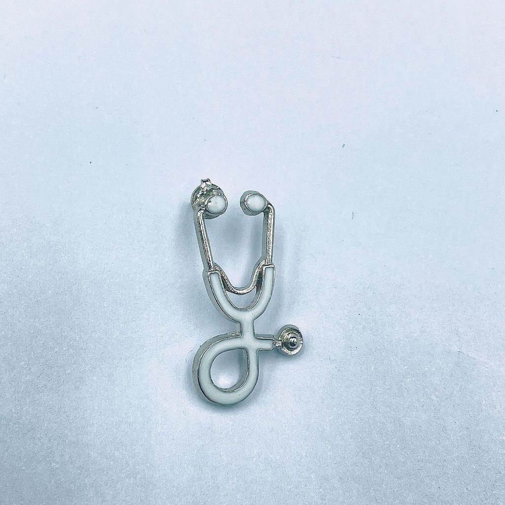 Брошь в виде стетоскопа в виде мультяшного доктора - Креативные европейские и американские украшения