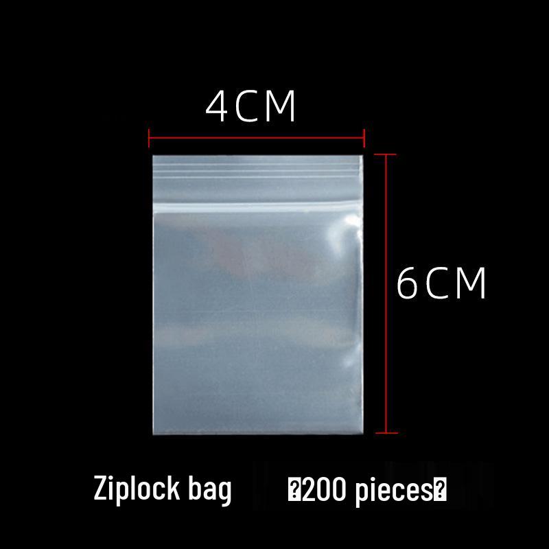 Подарочный набор украшений Higu: Цельная коробка с серебряной полировальной тканью, отделениями для серег, ожерелья и кольца, спиртовыми салфетками, берушами и зеркалом.