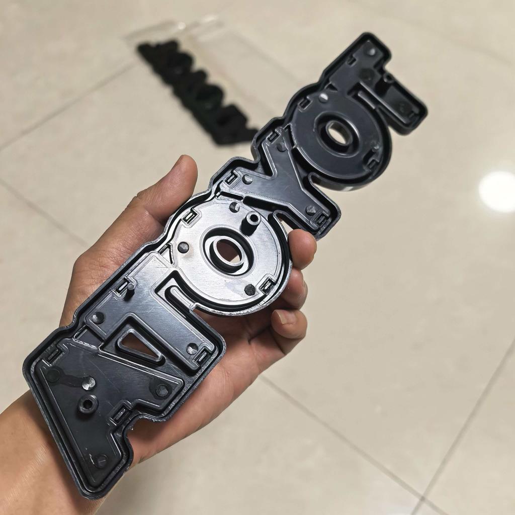 Toyota Front Grille Front Bumper Retro Grille Emblem WILANDA/RAV4/Highlander/RAV4 Letter Emblem
