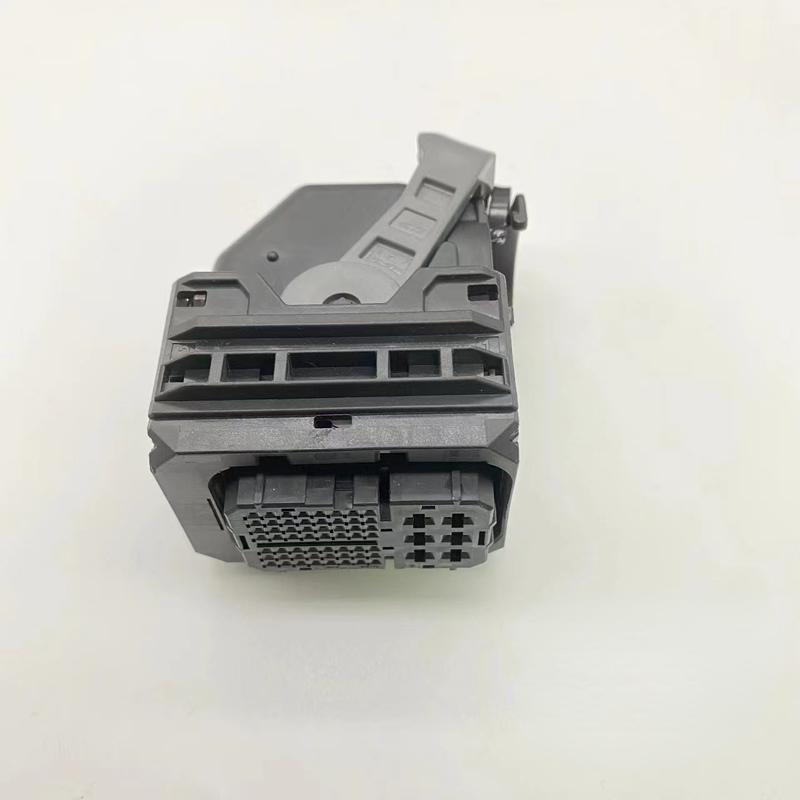 1pc For Lexus ES Series Toyota Camry Corolla Highlander Computer Board Plug