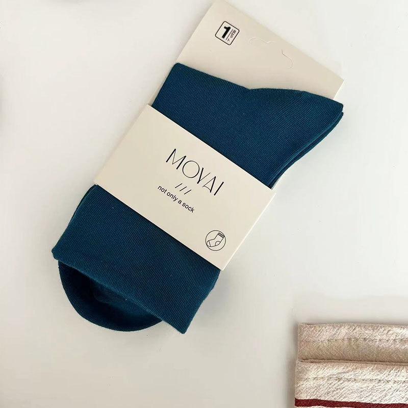 Spring And Autumn Lycra Fabric Mid-Leg Socks Solid Color Loose Lip Couple Casual Socks Soft And Comfortable Socks
