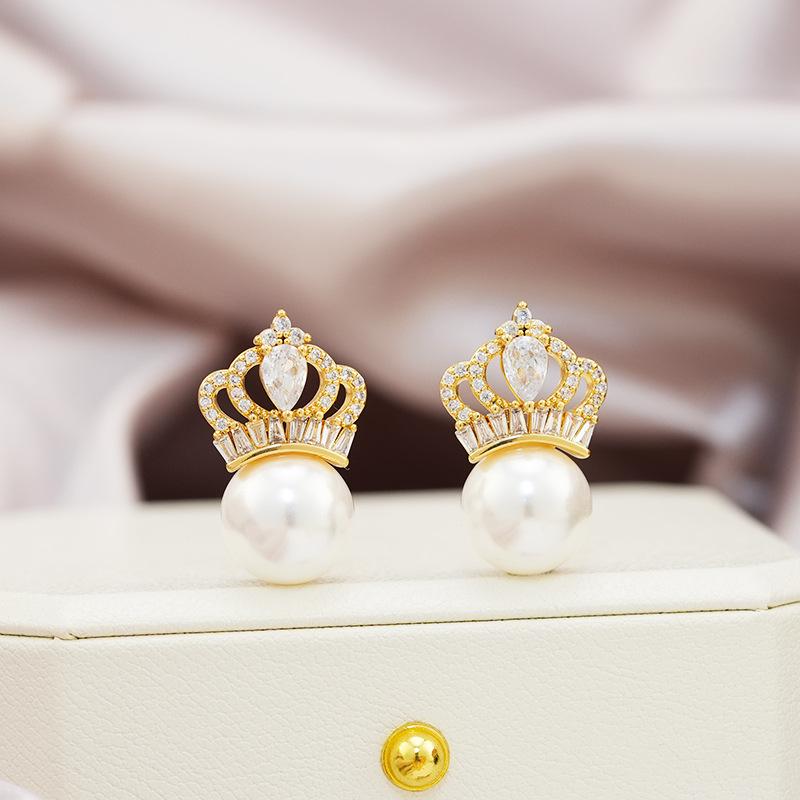 Full Diamond Zircon Crown Pearl Stud Earrings Light Luxury High-End Temperament Earrings Women'S French Small Exquisite Earrings