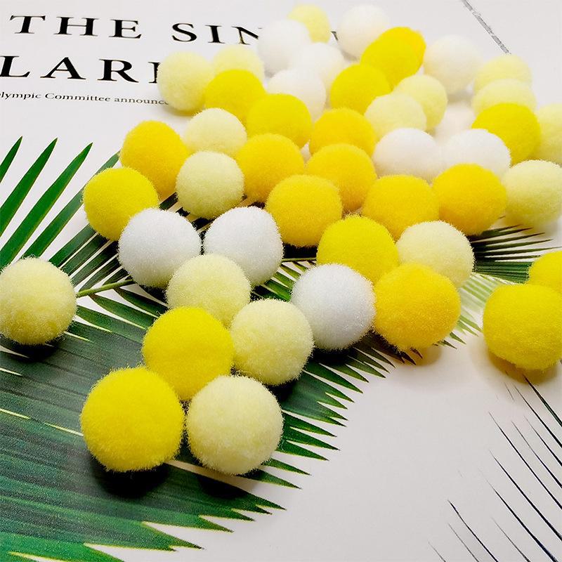 Разноцветные эластичные помпоны для поделок своими руками для детей - плюшевые, красочные шарики для творческих проектов и украшений