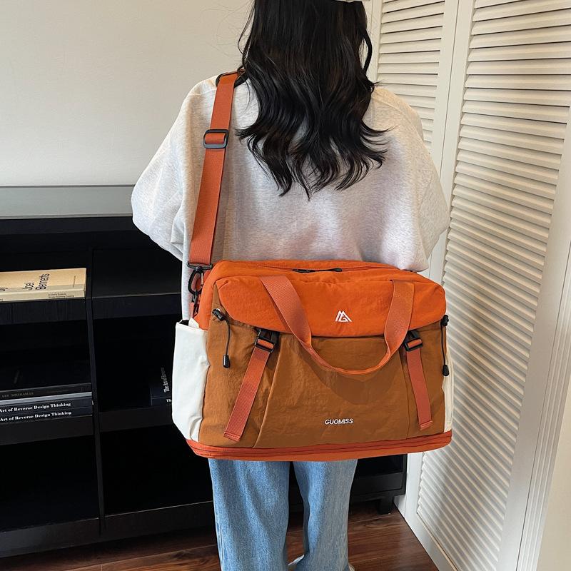 Fashionable extended leisure travel bag, large-capacity handbag, crossbody outdoor sports bag, trendy lightweight yoga fitness bag