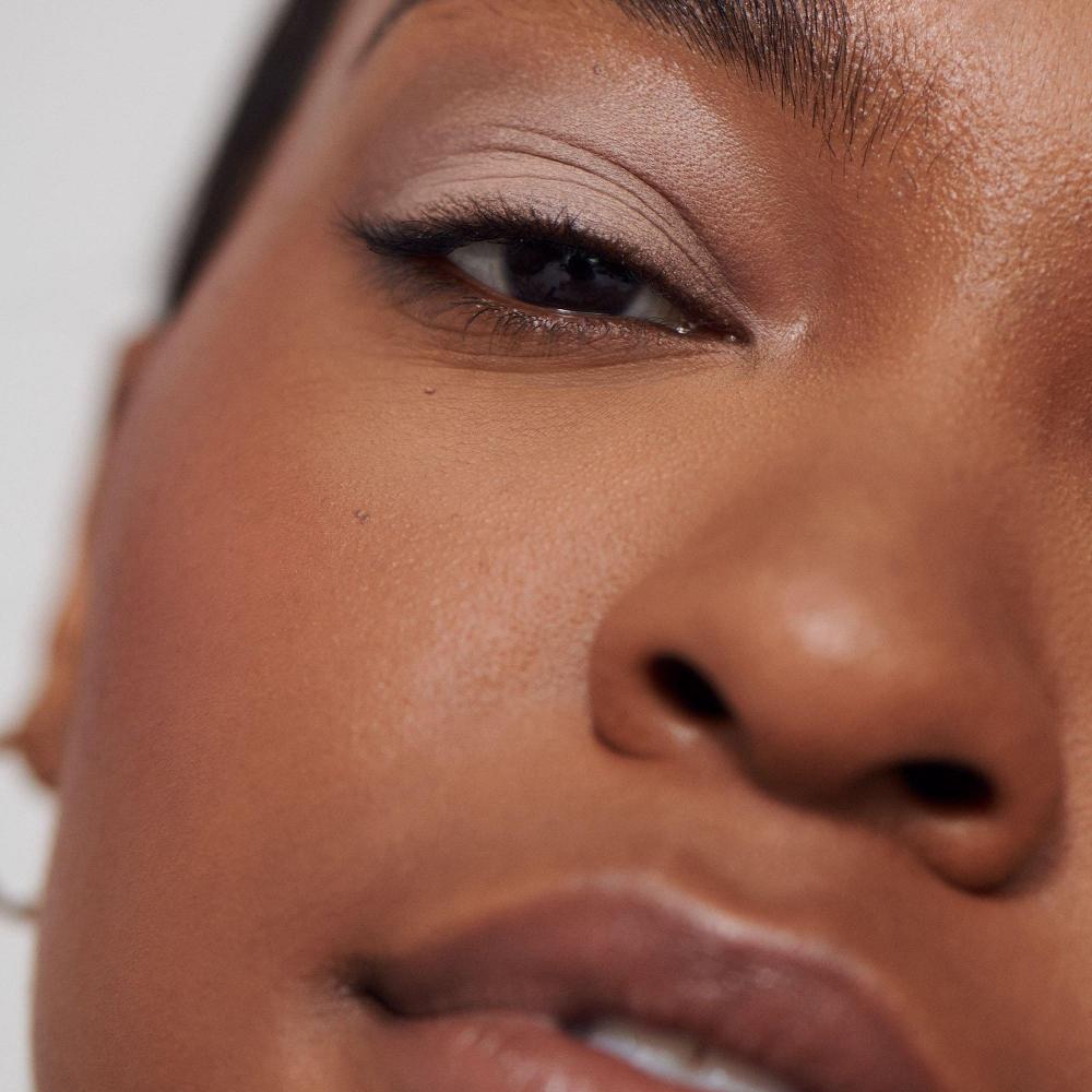 Ilia Жидкая пудра-тинт для век 0,12 унции