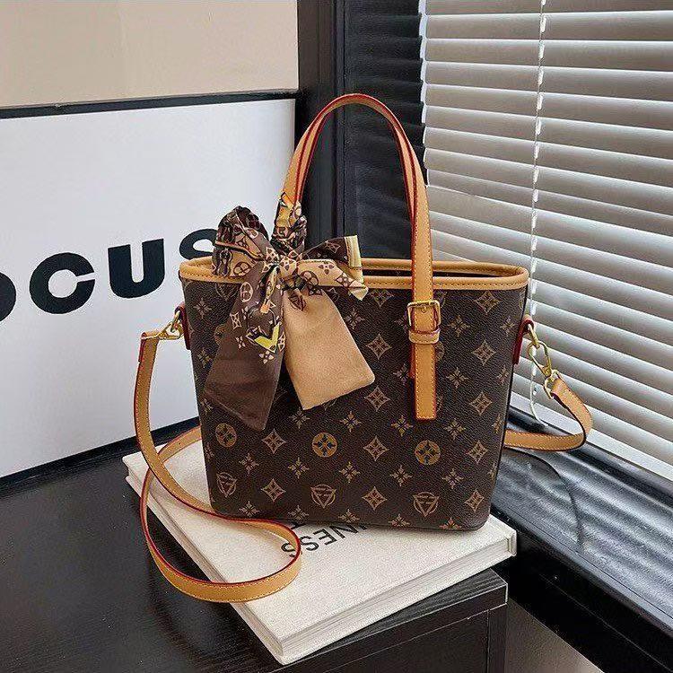 2025 Популярная женская роскошная сумка для поездок на работу: Стильная сумочка и кроссбоди для леди