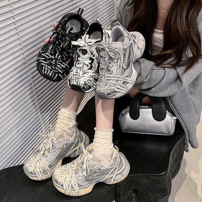 Париж ремешок платформа жареные уличные папины кроссовки женские 2025 новые маленькие универсальные увеличивающие рост повседневные кроссовки для бега