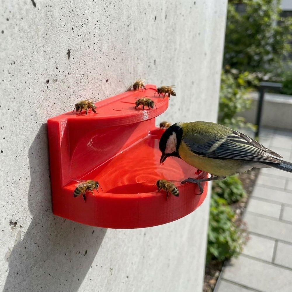 3D Printed Insect Feeding Station Plastic Bee Butterfly Water Cup Insect Drinking Device Garden