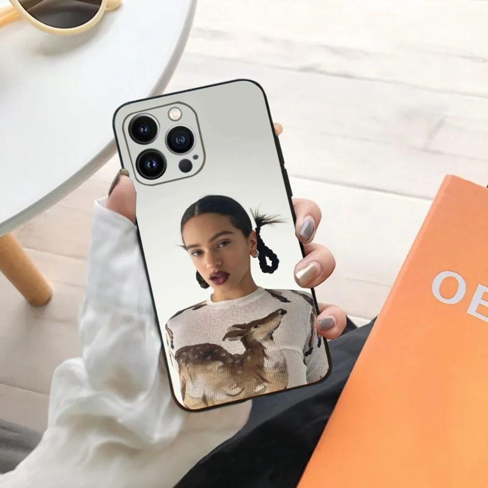 Чехол для телефона Singer R-RosaliaS для iPhone 15,14,13,12,11,Plus,Pro Max,XS,X,XR,SE,Mini,8,7 Мягкий силиконовый черный чехол