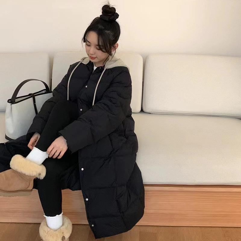 Вязаная куртка с капюшоном женская длинная зимняя новинка 2024 года, утолщенная свободная теплая милая куртка до колена