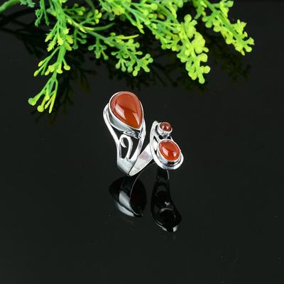 Кольцо из серебра 925 пробы с натуральным красным сердоликом, размер 11, P9R02