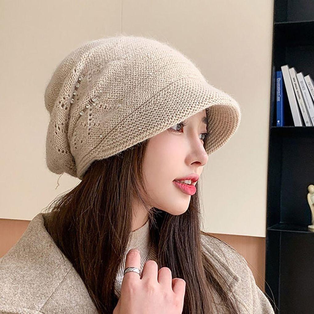 Зимняя кубическая шапка-бини с мягким верхом и перфорацией