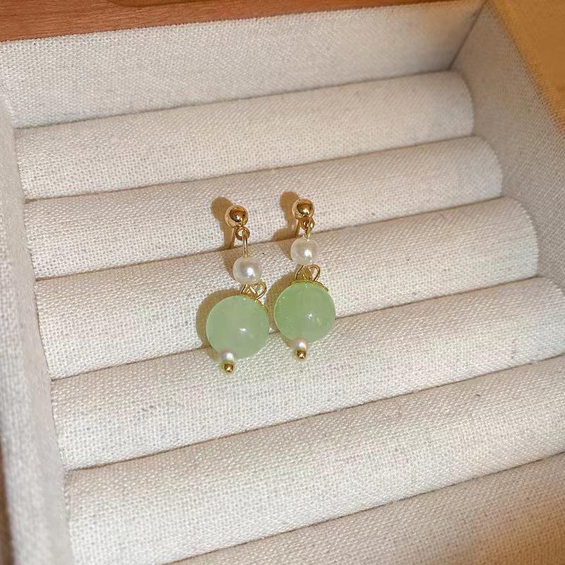 Классические серьги-чеонгсамы с жемчугом Ханьфу и нефритом Хотан