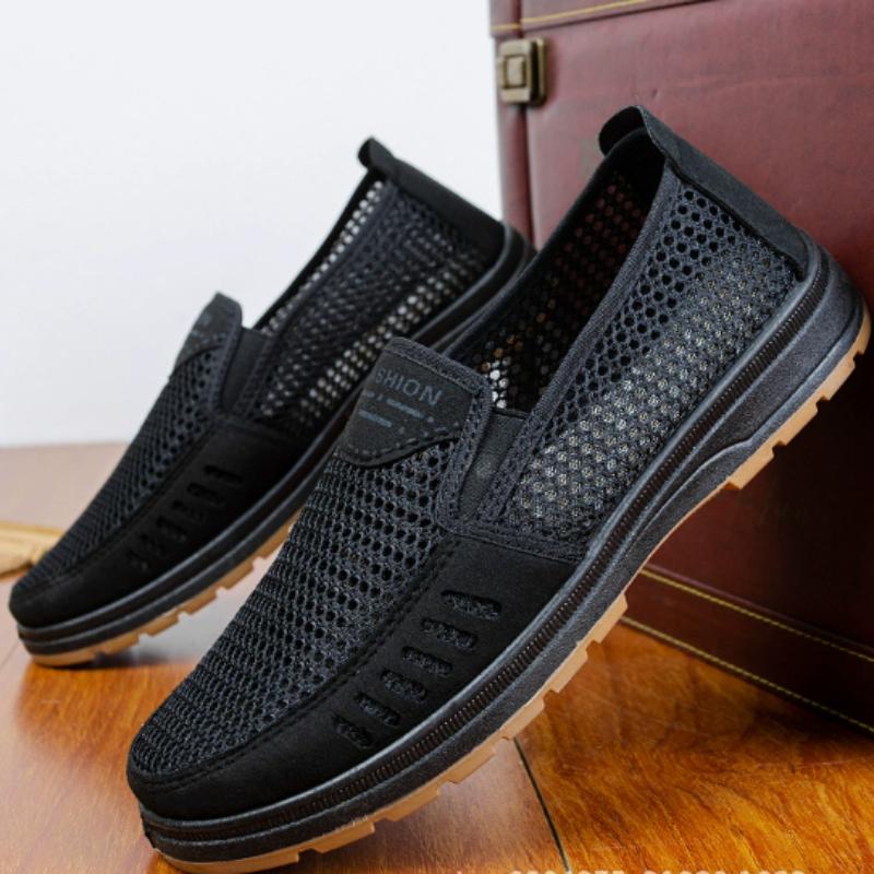Fashion Men Casual Sports Shoes Summer Men Old Beijing Cloth Shoes Breathable Casual Dad Shoe Elderly Shoe Slip on Mesh Hombre