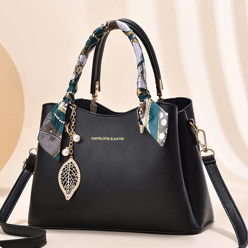 2025 Новая свадебная сумка Красная сумка-тоут через плечо Свадебная сумка Элегантная женская сумка на одно плечо для переноски вручную