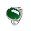 Серебряное кольцо с имитацией зеленого халцедона и агатовым кристаллом