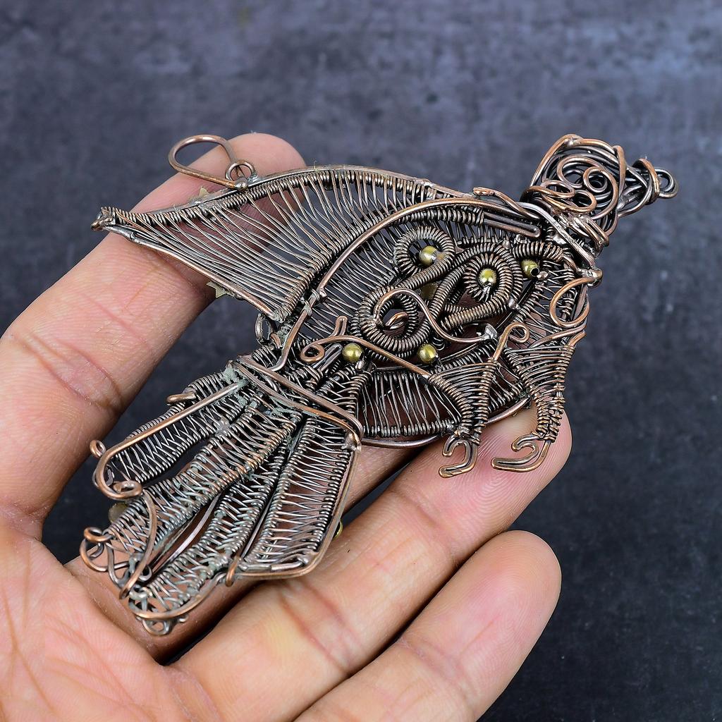 Павлин Внешний вид Ручная работа Медная проволока Обертка Ювелирная подвеска 3,15" o8S06