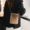 Осенне-зимний модный тренд сумка женская новая плюшевая маленькая квадратная сумка высококлассная универсальная повседневная наплечная сумка