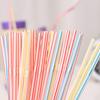 Одноразовые соломинки Разноцветные гнущиеся соломинки для питья Пищевой пластик Соломинки для горячих и холодных напитков Свадебные принадлежности для вечеринок