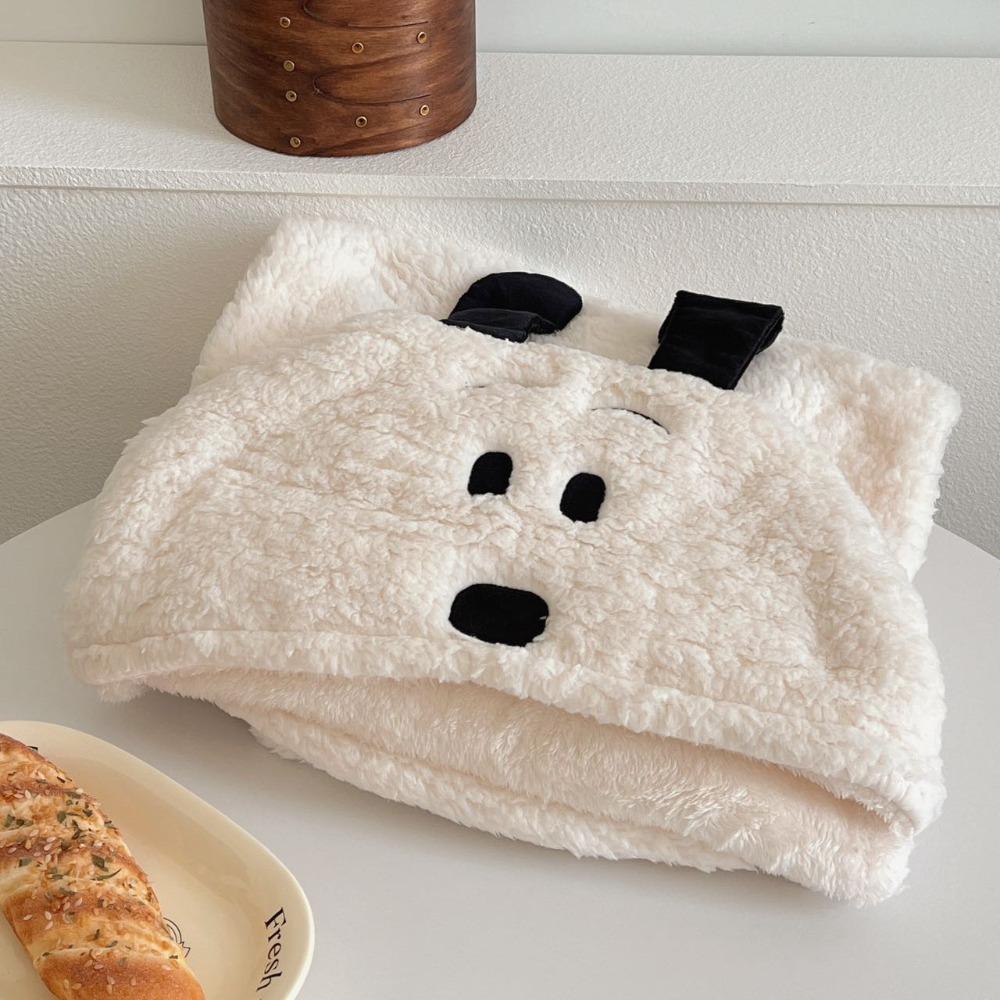 Winter Kawaii Bear Hooded Blanket Fleece Material Soft Blanket Shawl Throw Blanket Keep Warm Hooded Cloak Office Use