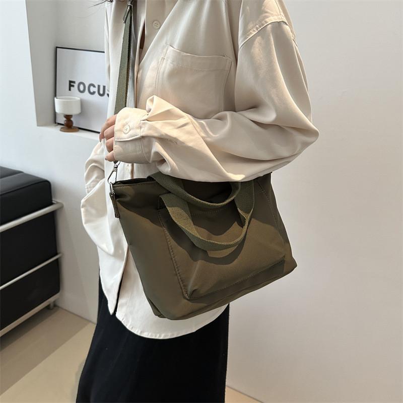 Casual Womens Canvas Crossbody Bag With Soft Structure And Inner Pouch For Spring Fashion