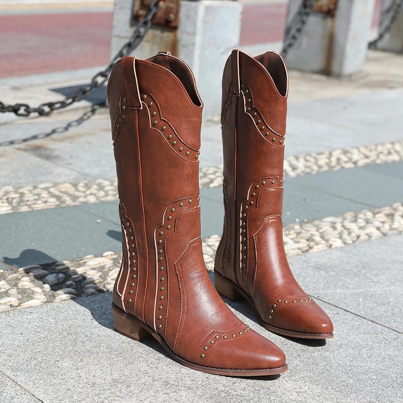 Высококачественная женская обувь, женские сапоги до колена, ретро-современные сапоги, женские туфли с заклепками и острым носком, туфли на среднем каблуке для женщин