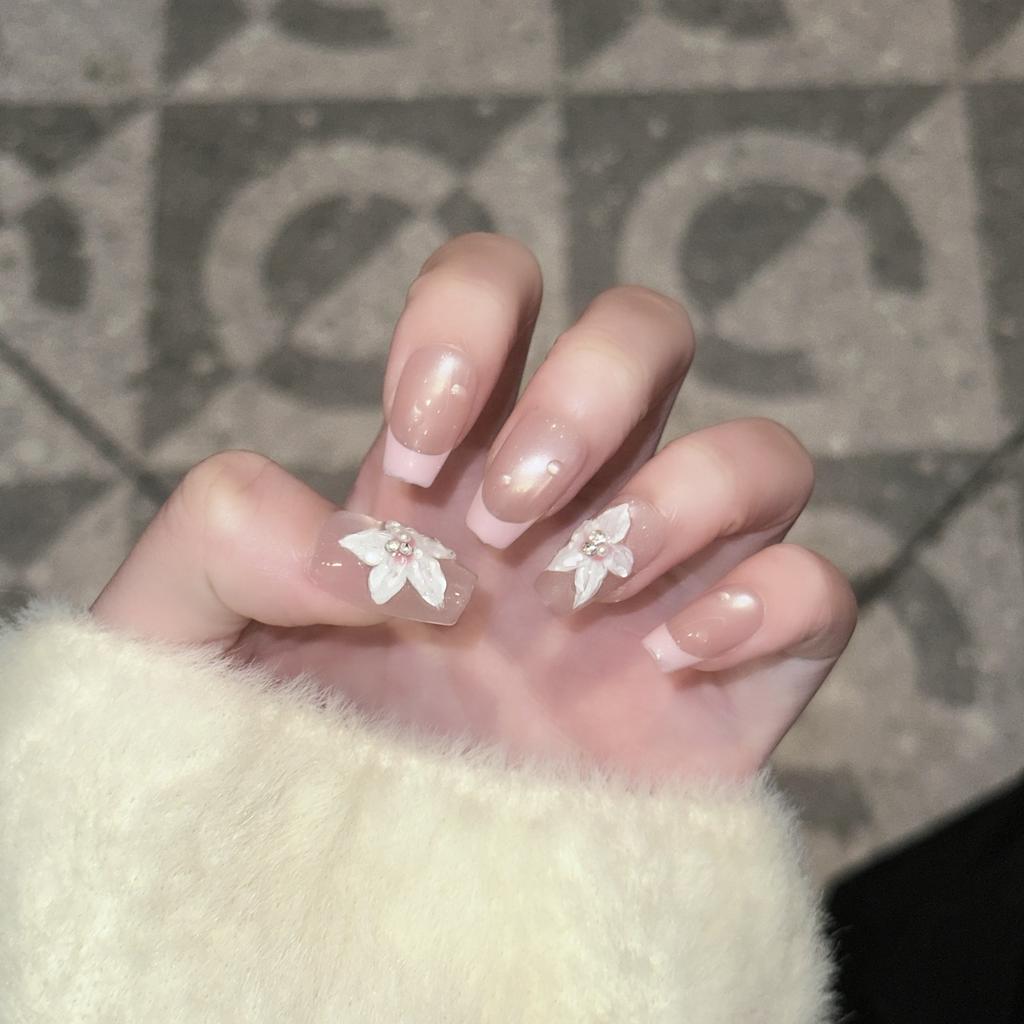 Hand-woven Armor High-end Pure French Light Bulb Cat Eye Fake Nail Patch Removable