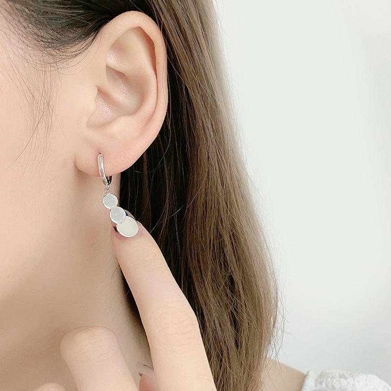 Элегантные серьги-кисточки из стерлингового серебра, женские зимние простые серьги с особым интересным дизайном, серьги Ins High Sense S92, набор из 500 серег