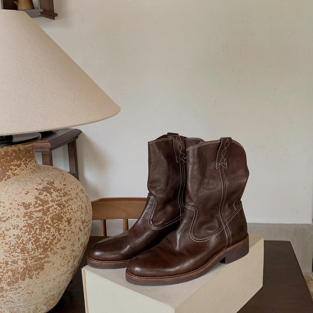 Найди второй волосок! Виноградная мать та же обувь лошадиная кожа заостренный круглый носок V-образный вырез локомотивный толстый каблук западные ковбойские короткие ботинки осень и зима