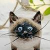 Декоративная фигурка кошки Художественная смола Удивленное выражение Миниатюрный кот для рабочего стола
