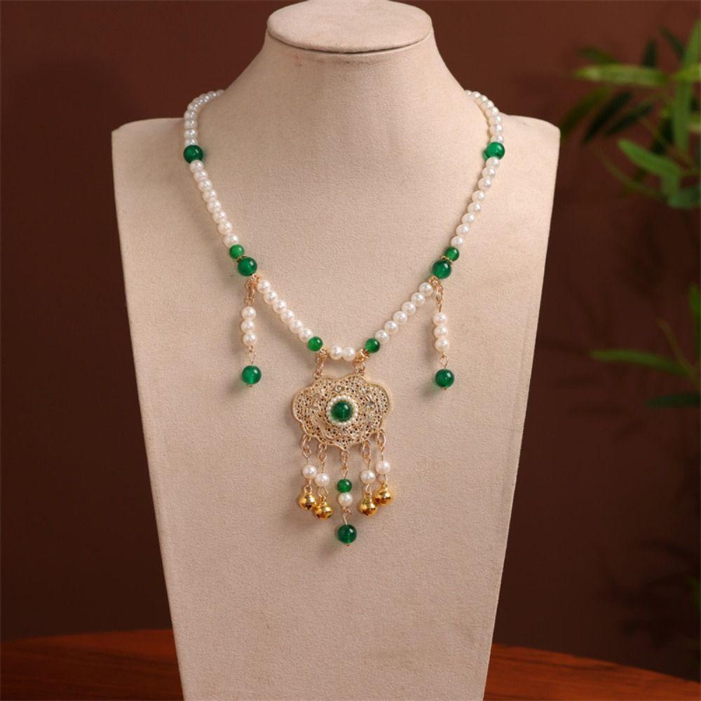Bead string Hanfu Necklace Chinese Style Pearl Choker Antique Longevity Lock Pendant  Girls