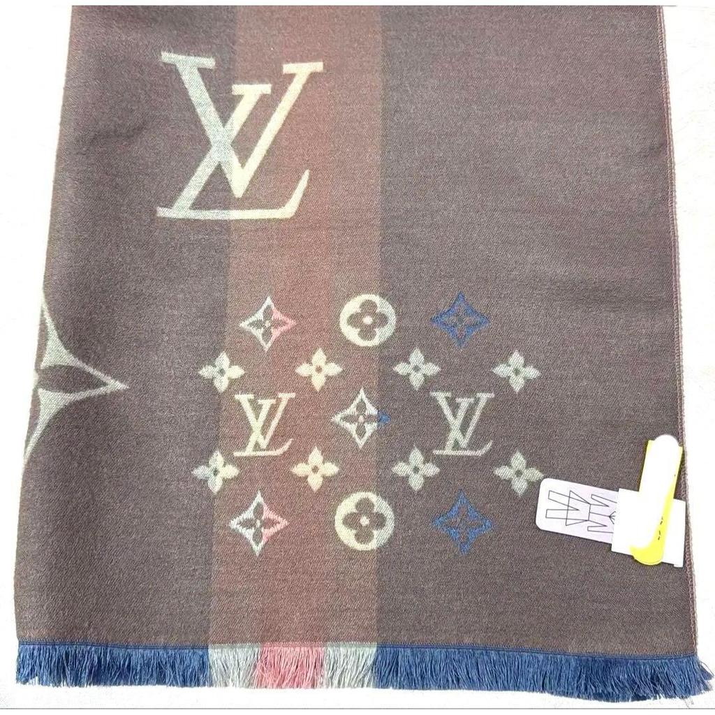 Использовался Ограниченная цена до 31 августа [В прекрасном состоянии] Большой Шарф/Палантин Louis Vuitton