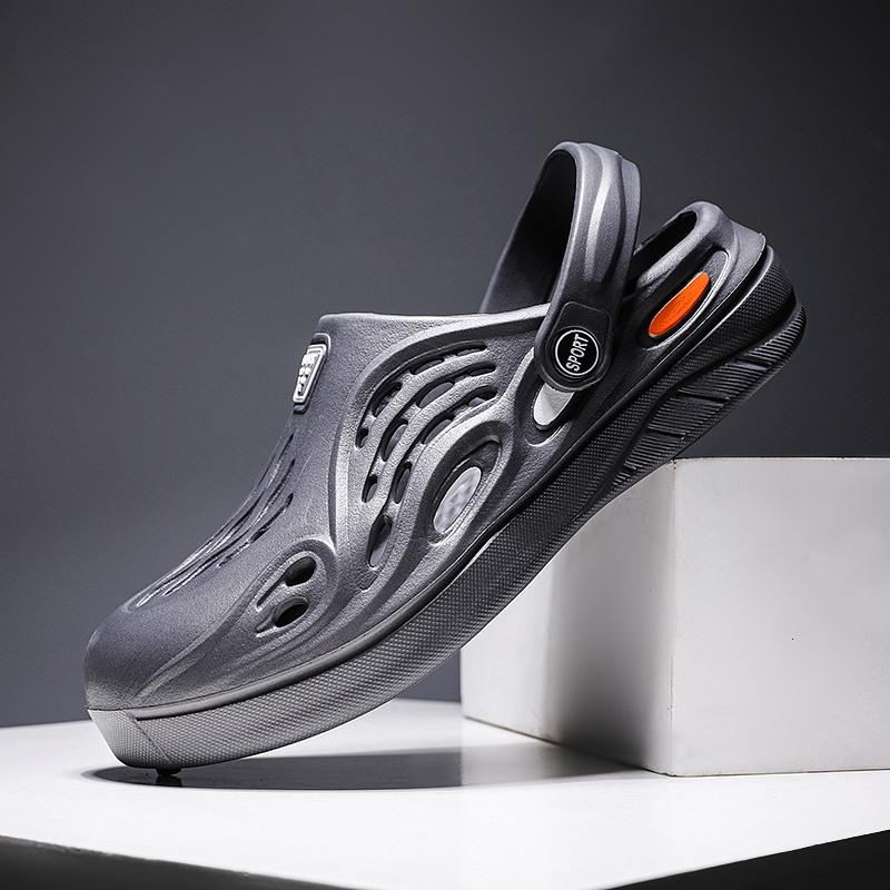 Summer Fashion Beach Sandals Couple Casual Breathable Slippers Men Garden Shoes