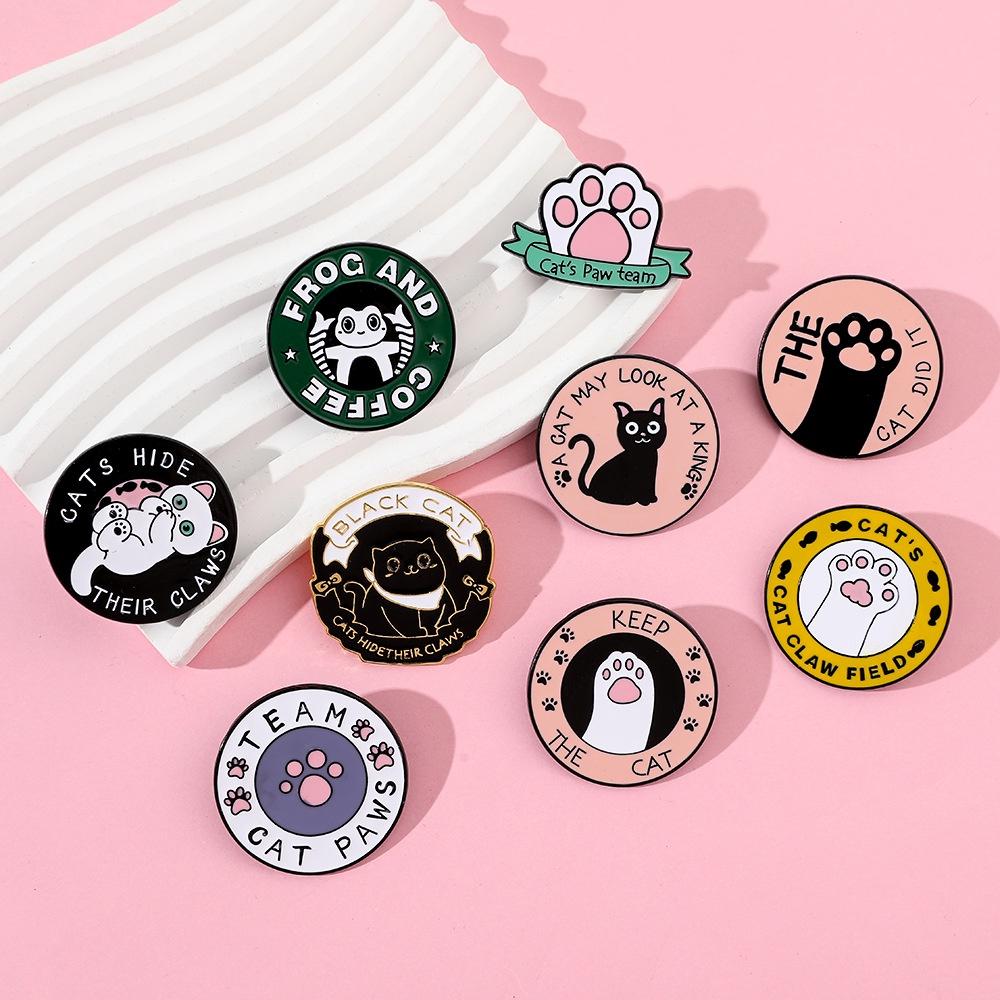 Милый металлический значок в форме кошачьей лапки, мультяшная брошь с животным для украшения