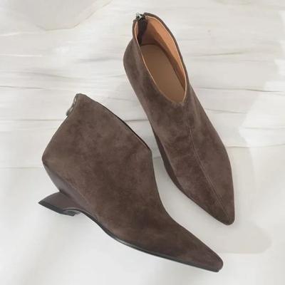 Ботильоны 2025 для женщин Осень Острый носок Молния Массивный низкий каблук Короткий ботинок Модные женские повседневные туфли Botas De Mujer