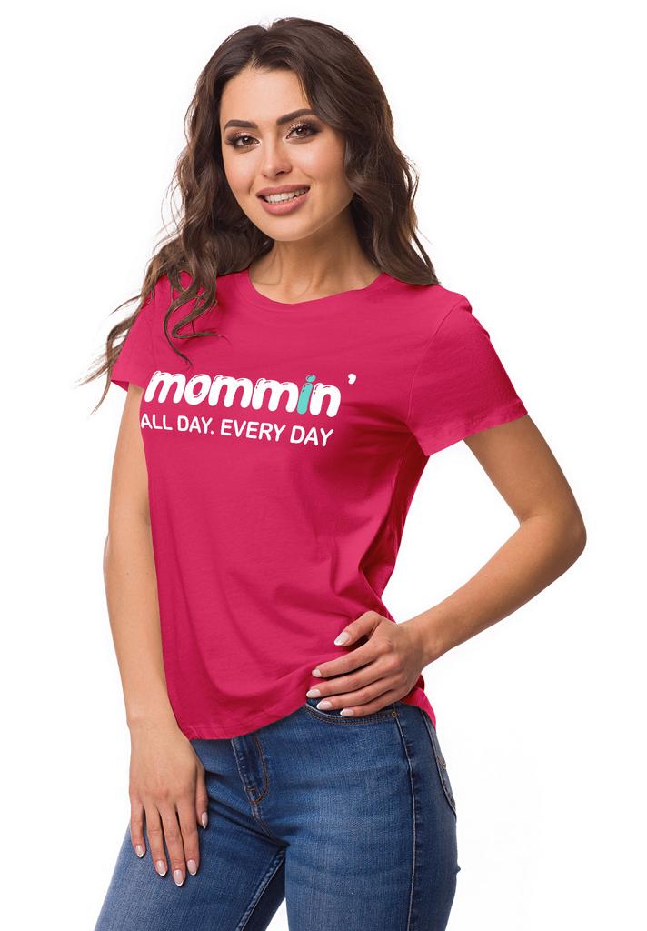 Inkmeso Футболка с круглым вырезом и коротким рукавом Mommin All Day Every Day с графическим принтом