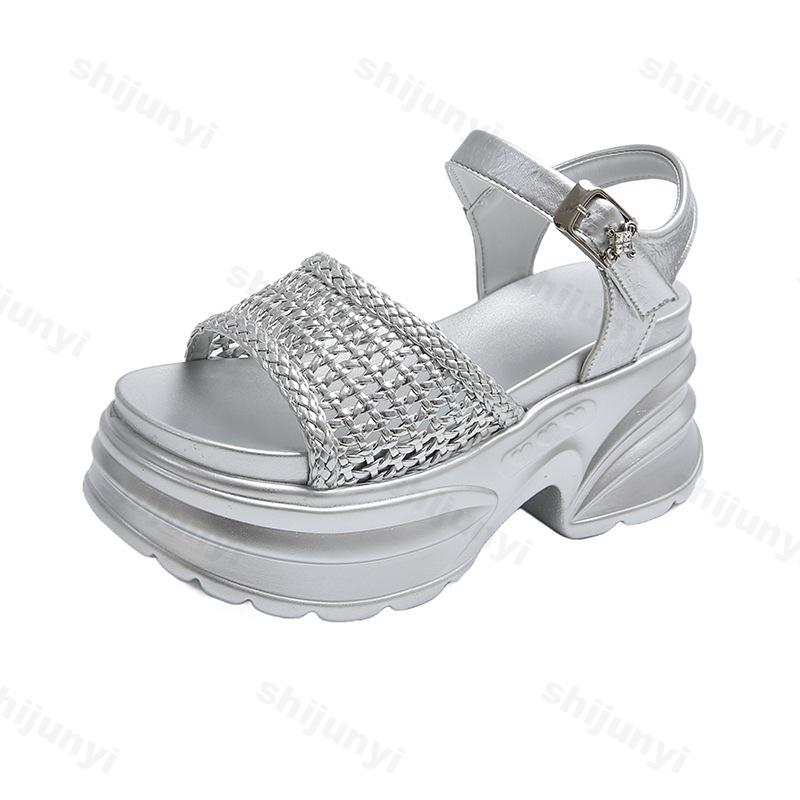 Модные элегантные сандалии на танкетке с вырезами, повседневные сандалии на толстой подошве для женщин, лето 2025, с открытым носком, удобные, универсальные, модные туфли